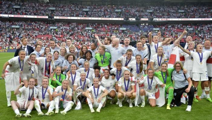 The Euros 2022 – How the principles of football apply to franchising 2 Lionesses 2022 Euros 2 1980x1126 1 scaled