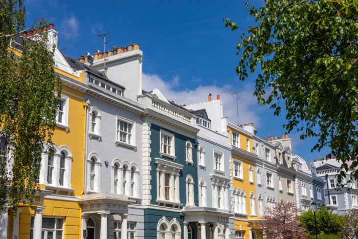 Beautiful,Facades,Of,Houses,In,The,Notting,Hill,Area,Of